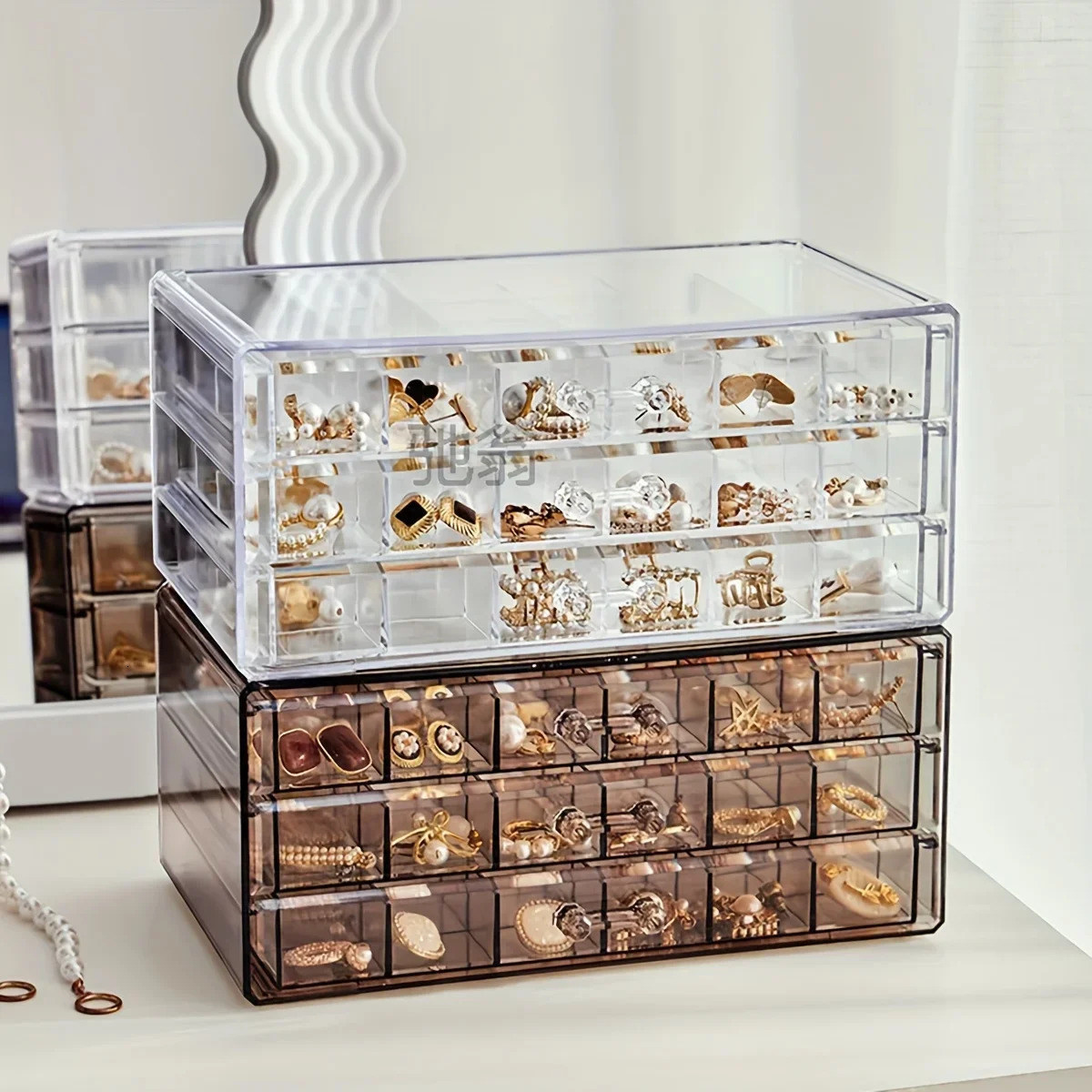 Stylish and Practical Jewelry Storage Box 3-layer 72-grid Large-Capacity Organizer for Rings Earrings and Necklaces 250409