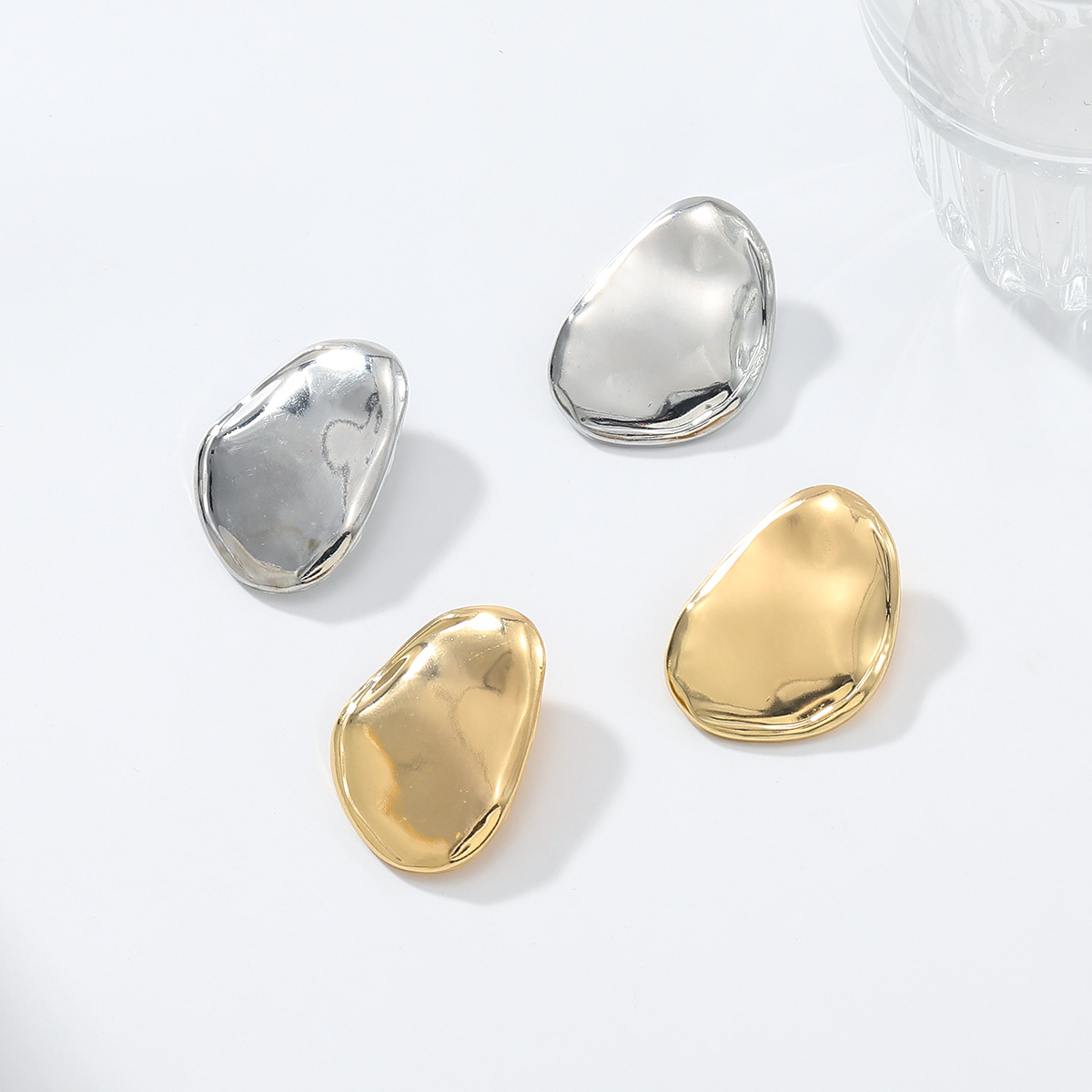 Minimalist Style Alloy Material Geometric Earrings For Women s Fashion Wear Earrings Classic Gift Earrings