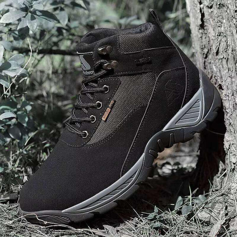 2025 New Men's Outdoor Waterproof Non-Slip Trekking Camping Sports Shoes