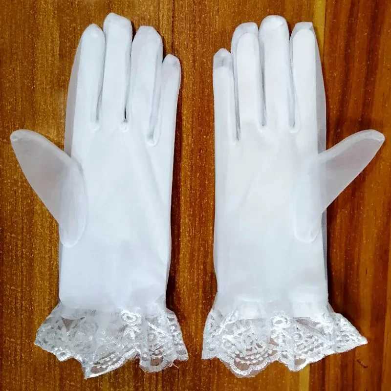 Ivory Short Fingerless Tulle Bridal Gloves with Pearl Accent Lace Cuff Perfect for Summer Weddings L251110