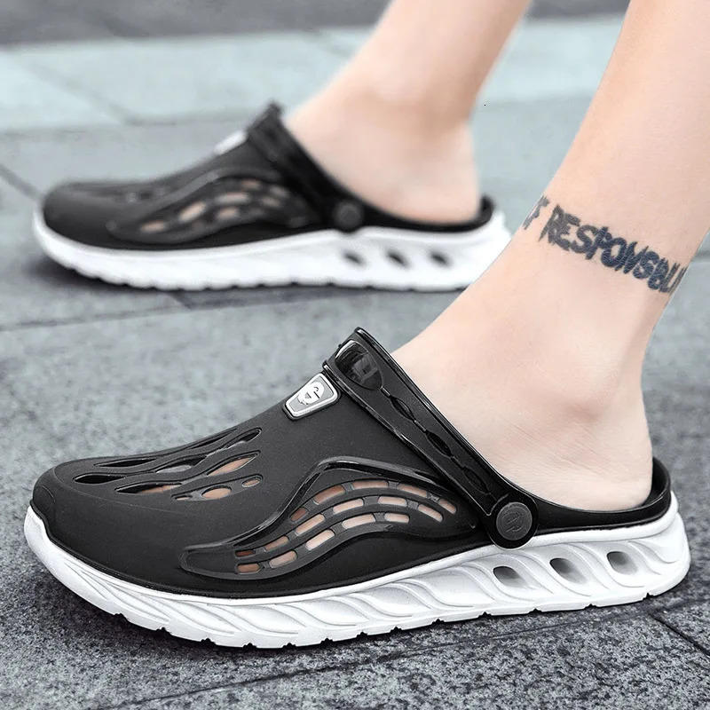 Summer Beach Sandals Non slip Breathable Mens EVA Clogs Sandals Fashion Garden Hole Shoes Mens Flip Cover 250408