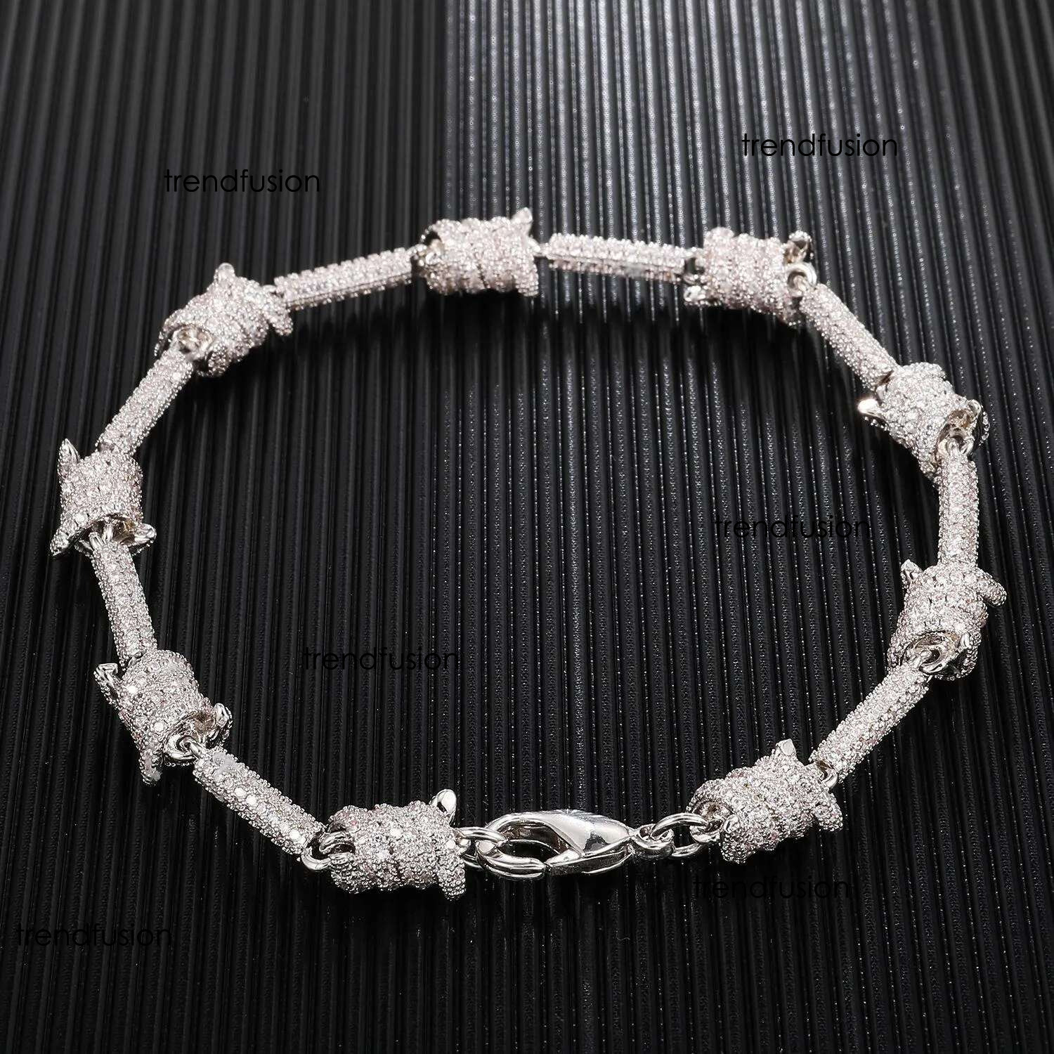 New Arrival White Gold Moissanite dia Bracelet Bg Cubic Zirconia Wire Wrap Knot Hip Hop Iced Out Bangle Bracelets Dia Jewelry Gift for Men Women
