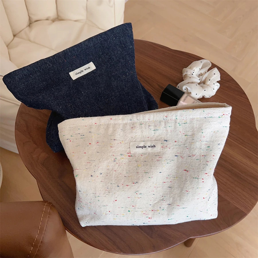 womens makeup bag portable travel toiletry bag large capacity cosmetics change storage bag commuter clutch 251110