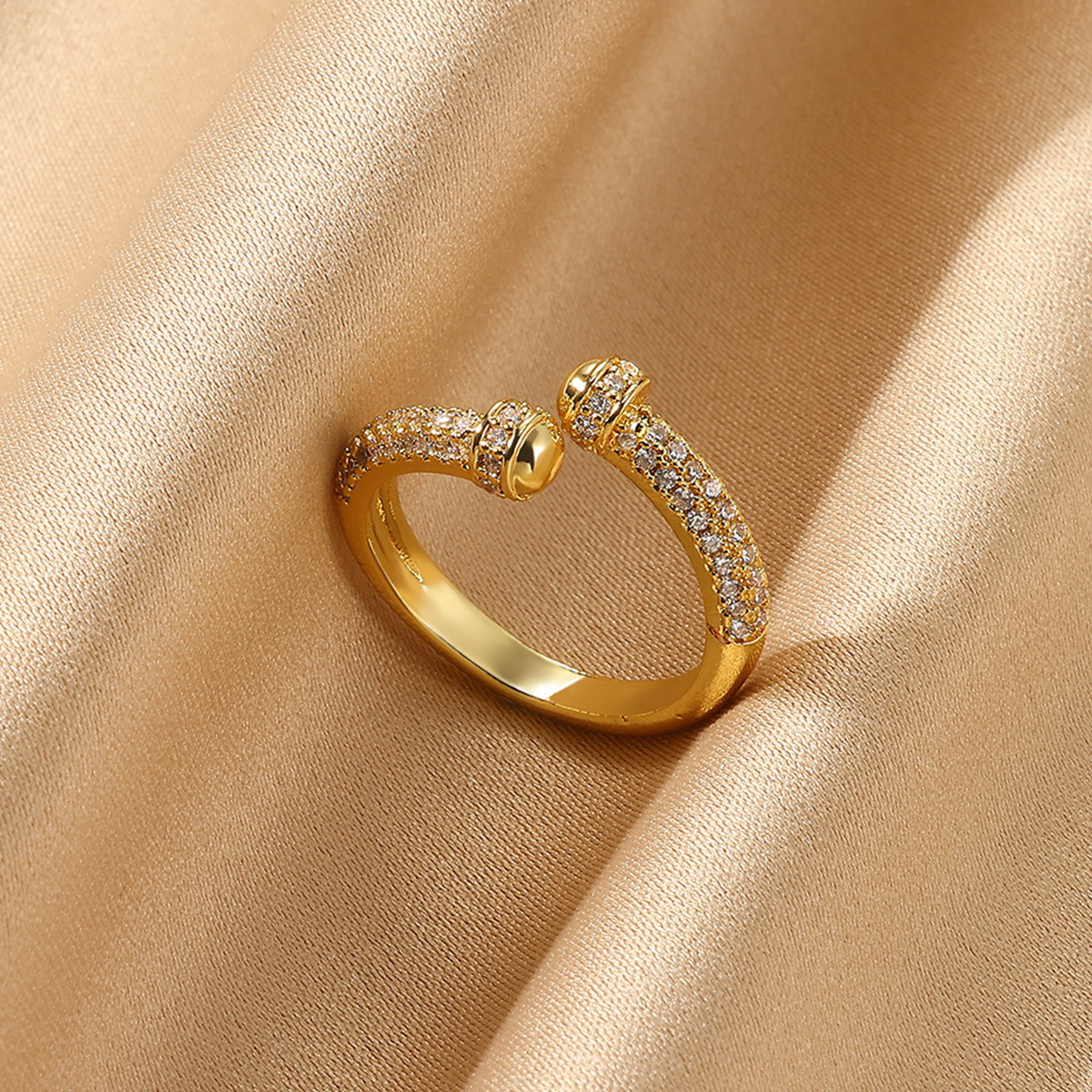 Cross-border Fashion Ring Hot Selling Copper Plated 18K Gold Colorful Designer Ring Zircon Ring Luxury Simple INS Style Leaf Ring Jewelry Wholesale