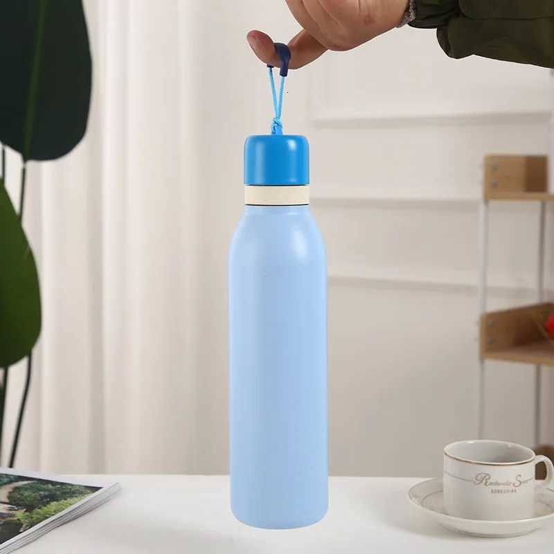 Fashionable cup 304 Stainless Steel Insated g 18/24OZ Outdoor Sports Water Bottle Portable Carrying g Large Capacity Travel Cup Y251110