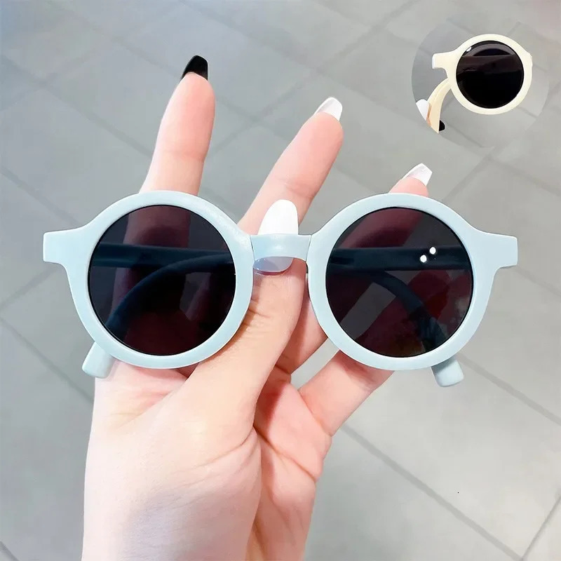 2PCS Korean style folding childrens sunglasses candy color small round frame summer shade with shell 250403