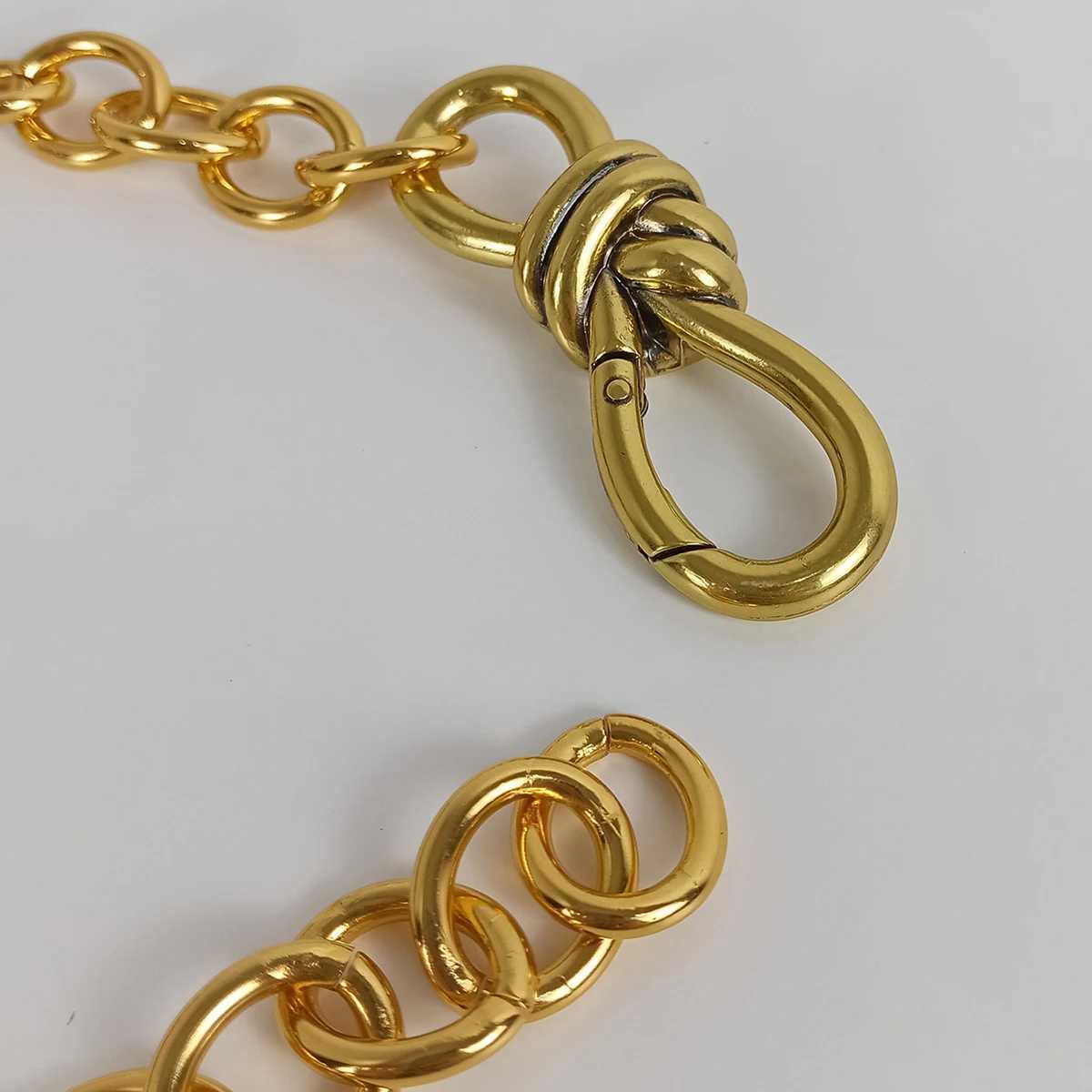 Fashionable gold chain strap suitable for high-quality luxury womens waist punk metal tight corset strap girls dresses adjustable Riem X250410
