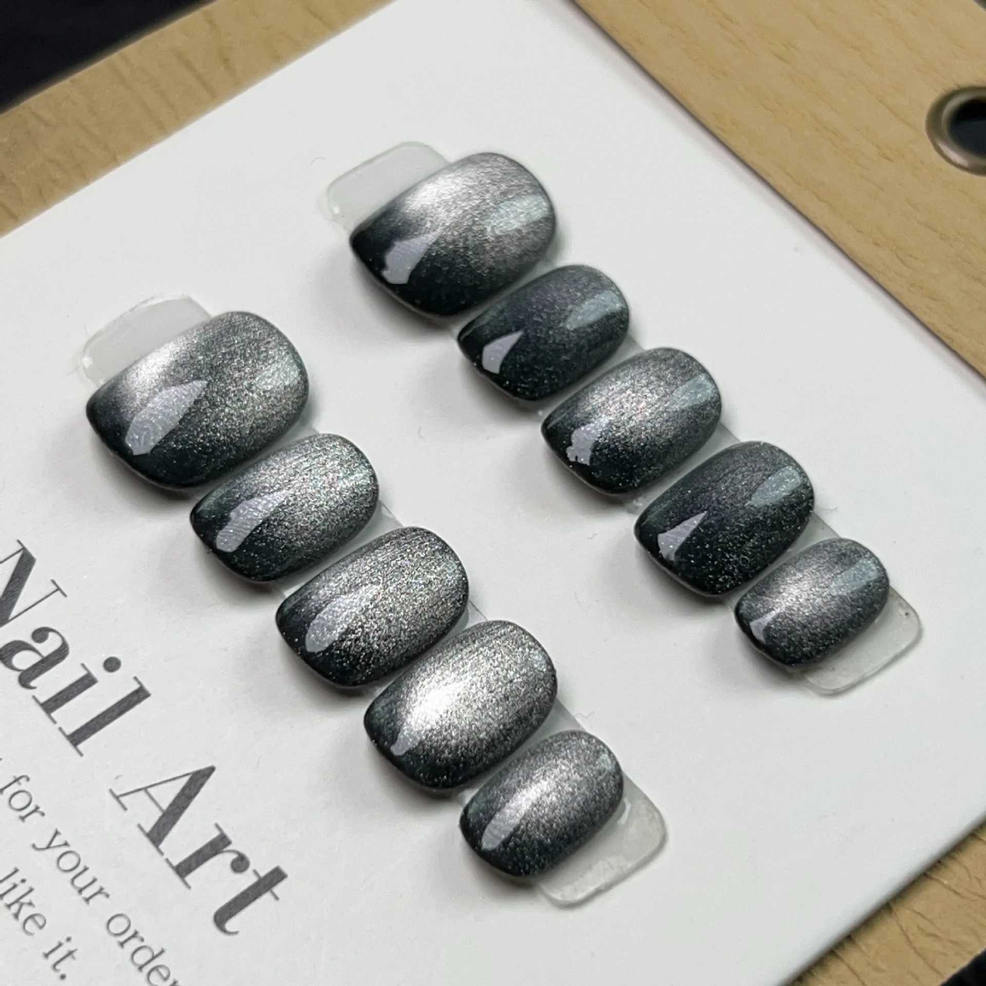 Handmade cat eye nail press short fake nails fully covered nail sticks nail tips handmade reusable female fake nails W250410