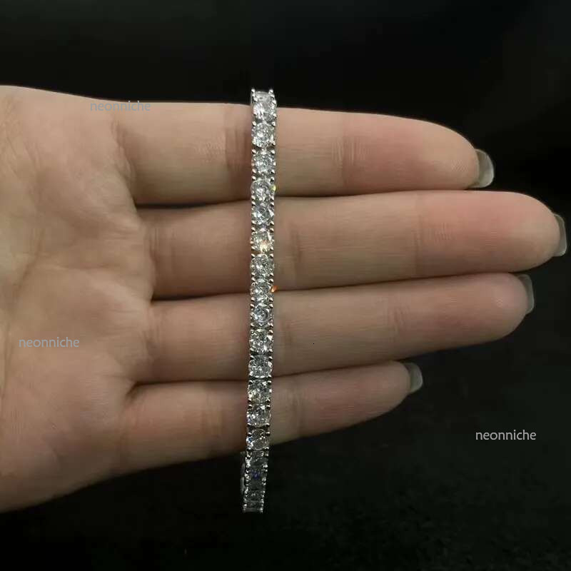 Top quality Designer Sterg Sier Moissanite Dias tennis bracelet & Necklace for women senior classic small fragrant wind new light flash mens No brand