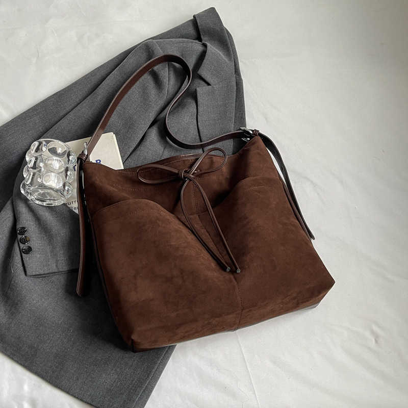 Fashion Casual Tote Bag for Women Korean Version New Trend Niche Design High-end Matte Crossbody Bag