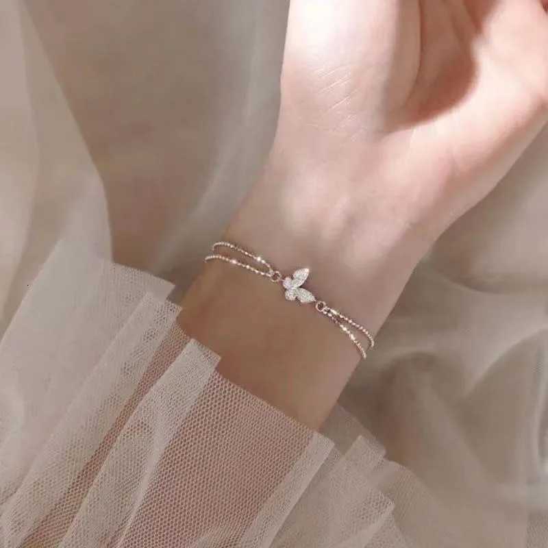 Sweet Shining Zircon Butterfly Bracelet for Women Anti-Allergic Silver Color Chain Bling Bracelet with Stamp GiftT251110