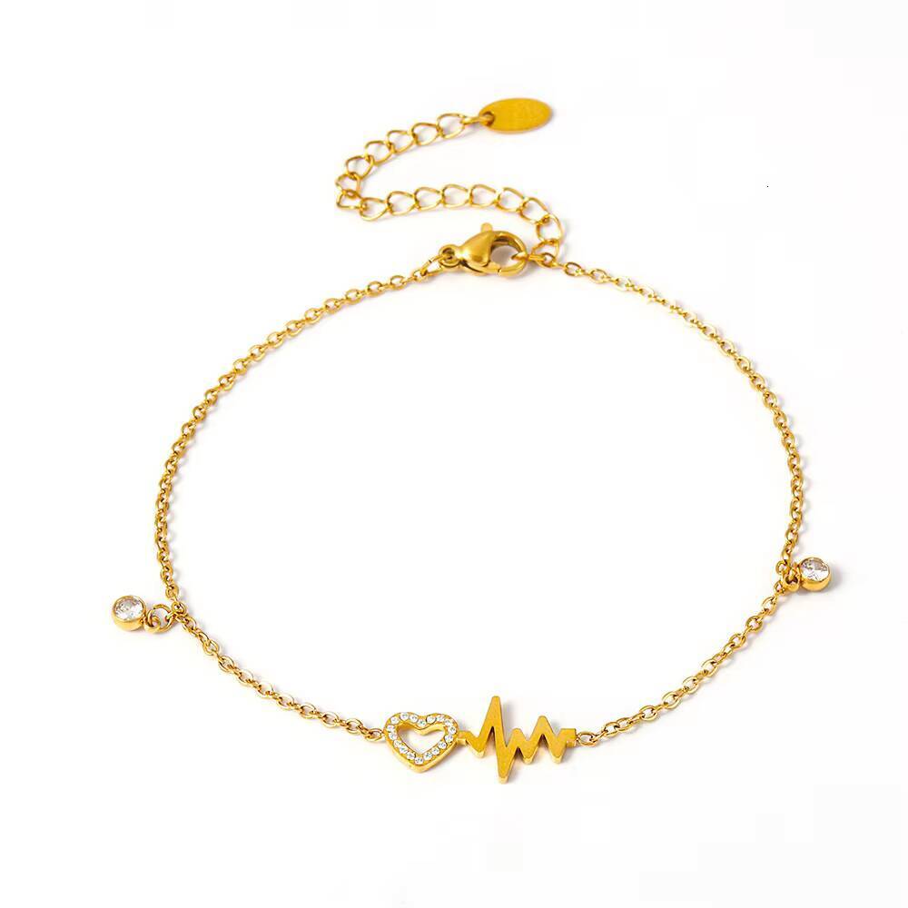 Elegant Gold-Plated Stainless Steel Anklets for Ladies Sexy Zircon Heart Chains for Party Fashion Jewelry Main Stone Moissanite