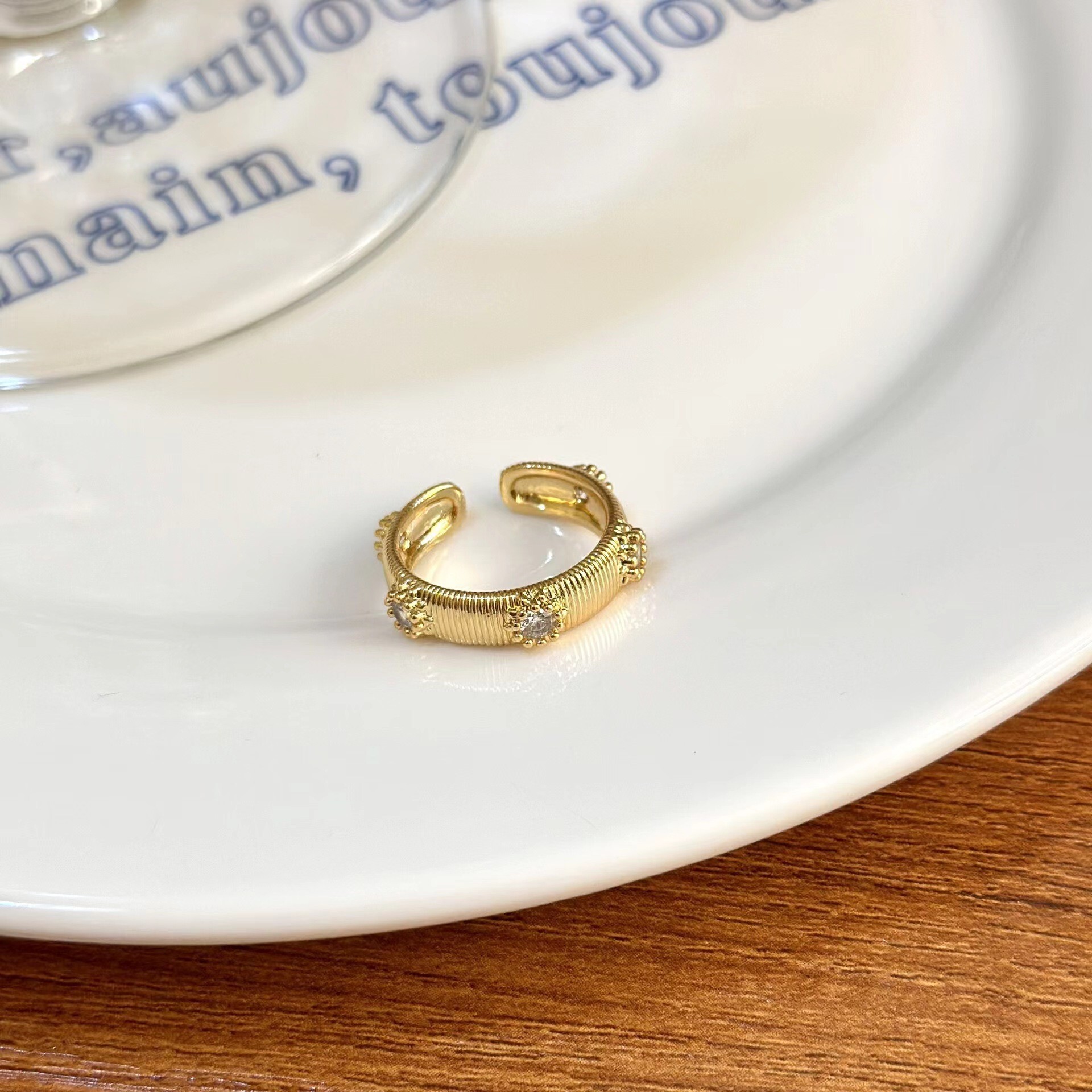 Vintage Style Brushed Ring For Women Designer Ring High-end Niche Light Luxury Adjustable Open Fashion Ring Ring Yiwu Accessories