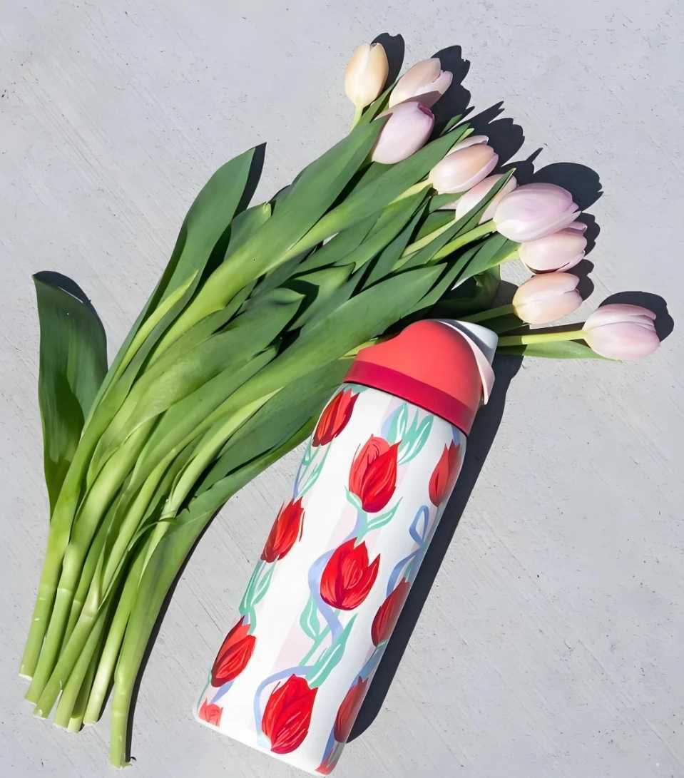 Fashionable cup O---Wa 24oz32oz Stainless Steel Thermos Cup Cold Water Bottle Straw Cup Latest Water Bottle Sports Water Bottle Coffee Cup Y251110