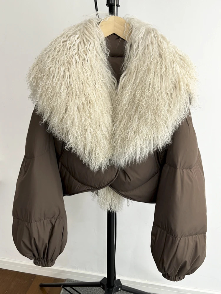y Winter Natural Big Mongolian Sheep Fur Coat Women Short Feather Puffer Parka 90 White Duck Down Waterproof Jacket 251110