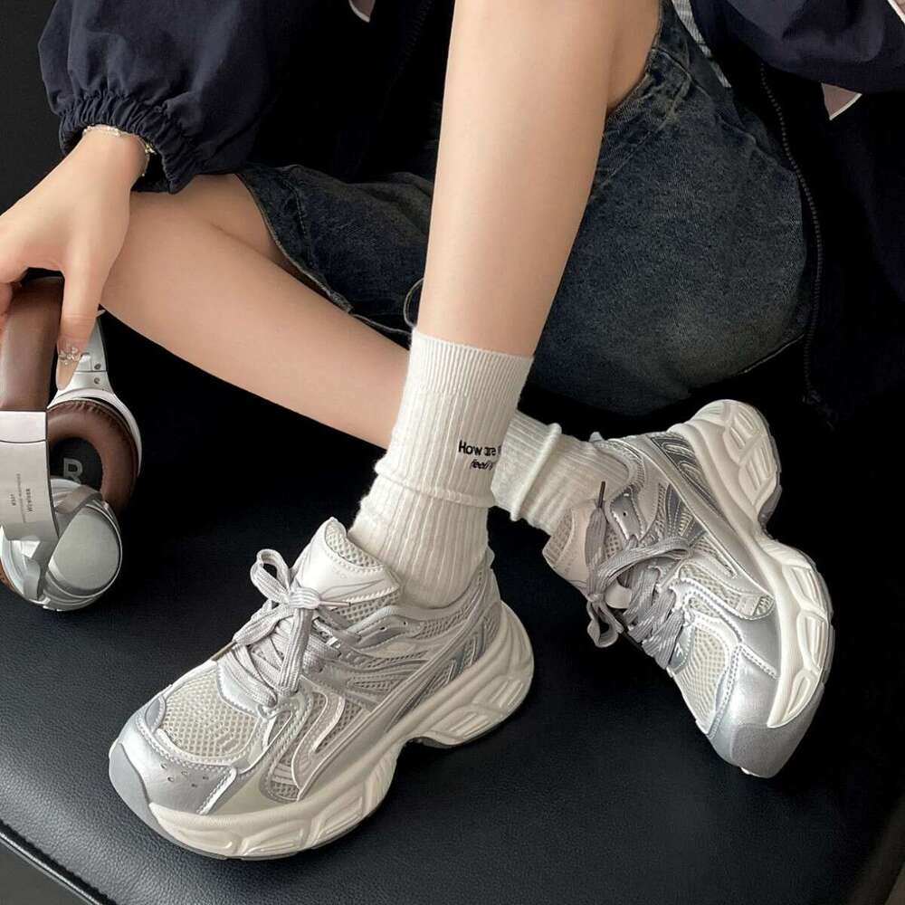 Queen Style Hot Retro Height-Increasing Thick-Soled 2025 New Soft-Soled Versatile Sports Shoes