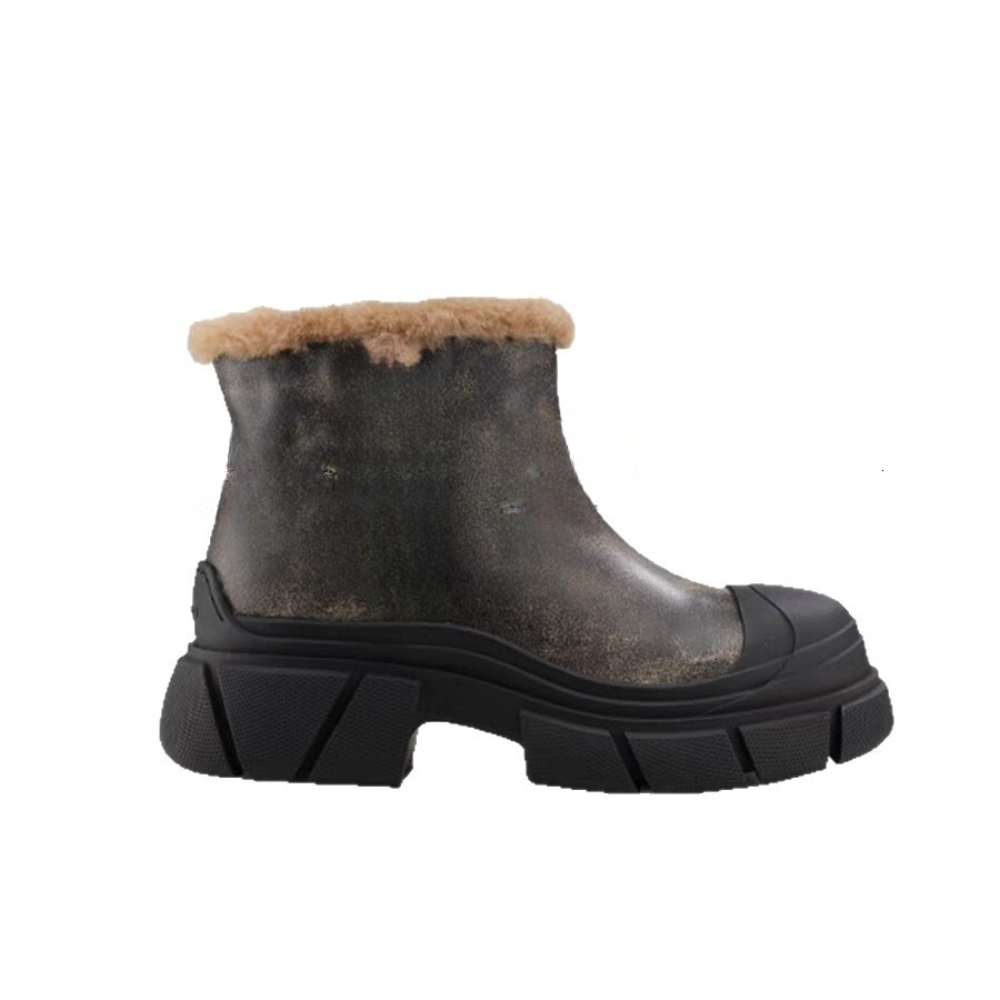 Designer's autumn and winter new thick soled wool lined midsole snow boots, warm cotton women's shoes, designer shoes