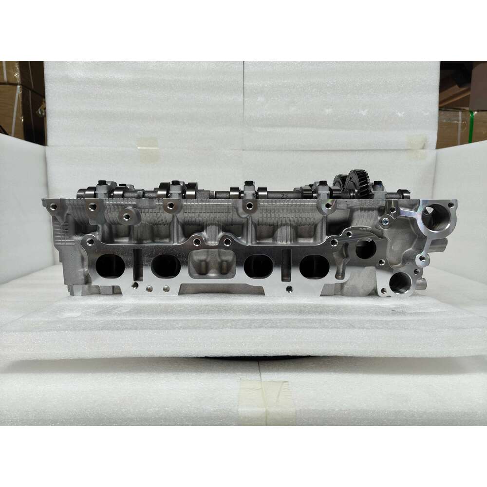 3RZ-FE Cylinder Head Assembly 8 Hole for Toyota Hilux Hiace Land Cruiser / Tacoma 2.7L Petrol Engine