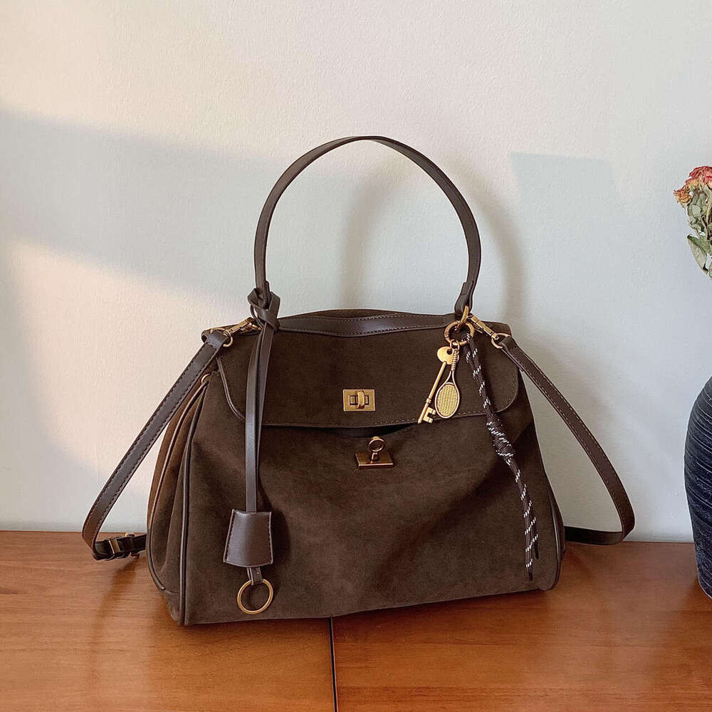 Cross-Border European and American Retro Single Shoulder High-Grade Matte Rodeo Trendy Versatile Crossbody Bag Large Capacity Commuter Handbag