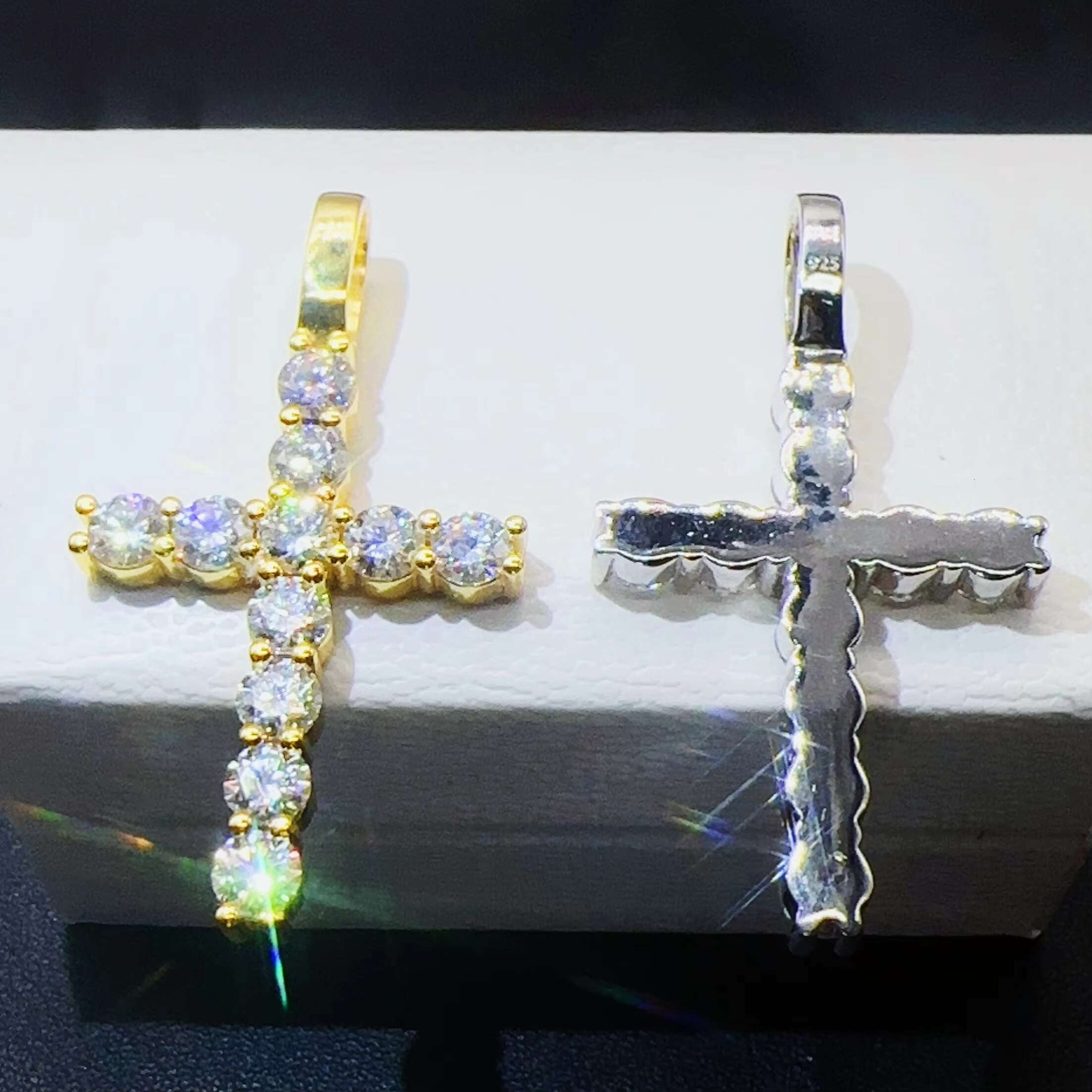 2023 Hot Sale Hip Hop Jewelry VVS Diamond Chain Men Women Necklace Pass Tester Iced Out Custom Cross Pendant