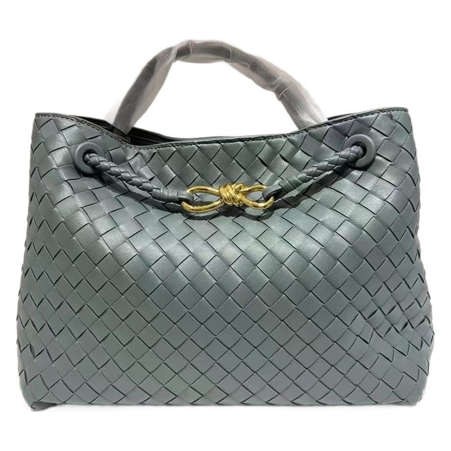 Designer Handbag Luxury Designer Bag Vintage Woven Craft Handbag Fashion Commuter High-end Feel Women's Bag Single Shoulder Crossbody Large Bag