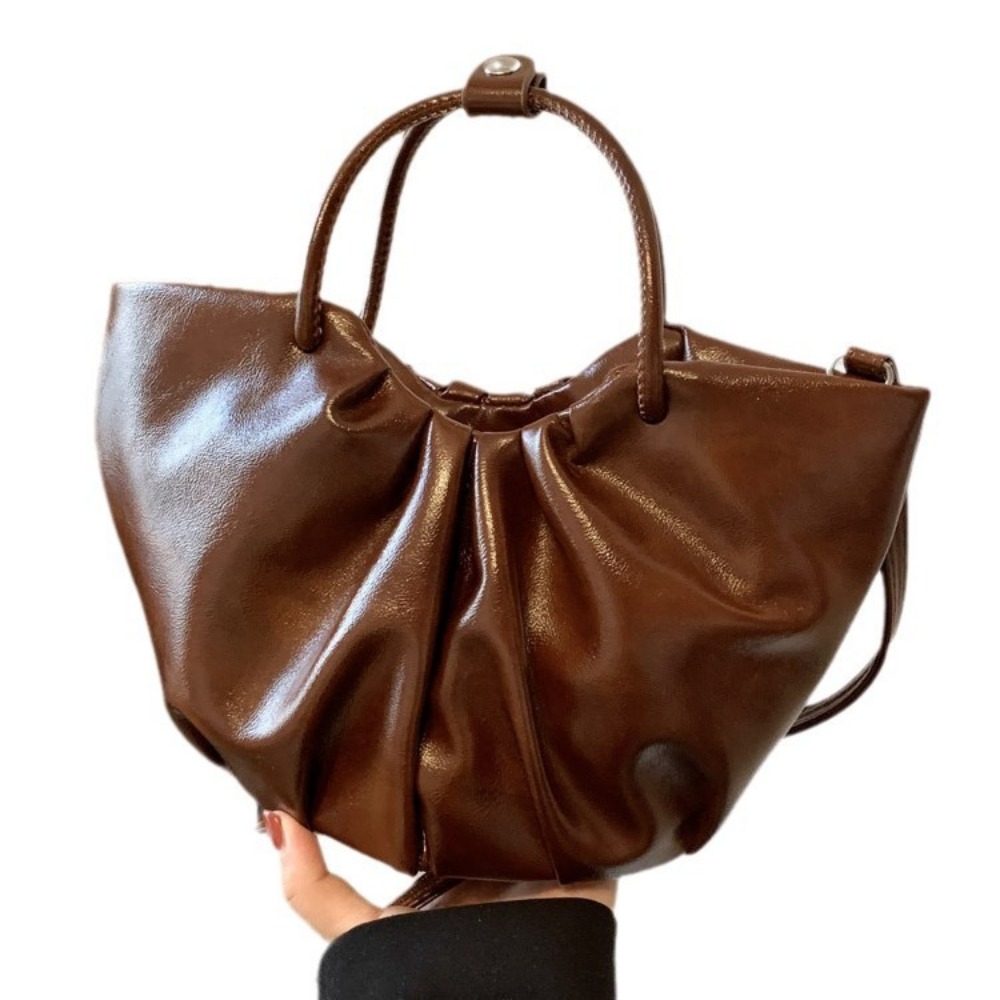 Elegant Ladies' Portable Hand Luggage Modern Look Meets Practicality