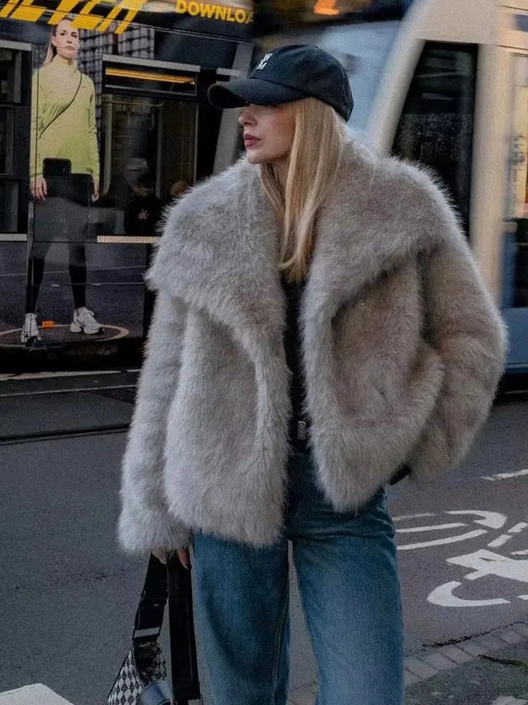 HH Women Elegant Faux Fur Coat Warm Fluffy Loose Long Sleeve Lapel Jacket Autumn Winter Fashion High Street Lady Outerwear 251110