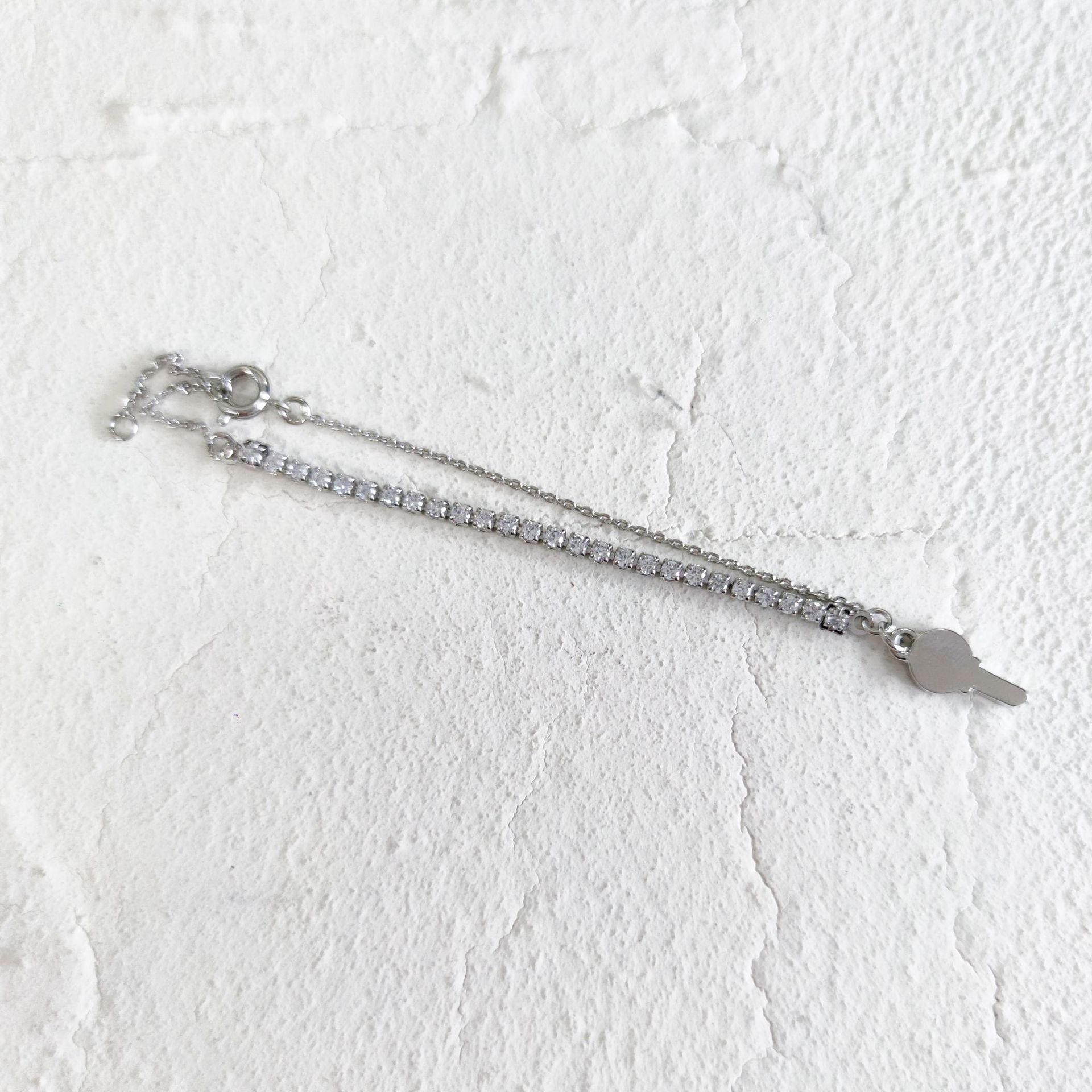 Link Bracelets High Quality Simple Style Delicacy Cz Thin Tennis Chain Mini Lock Pendant Bracelet For Women Girl Party Engagement Gifts