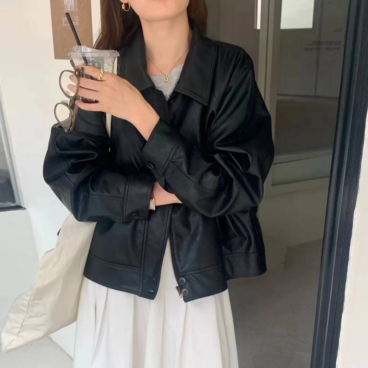 2Colors Turn Down Collar Chic PU Leather Biker Jacket Outerwear Long Sleeve Loose Vintage Women's Commute Autumn Spring 2026 dongdumaoyi