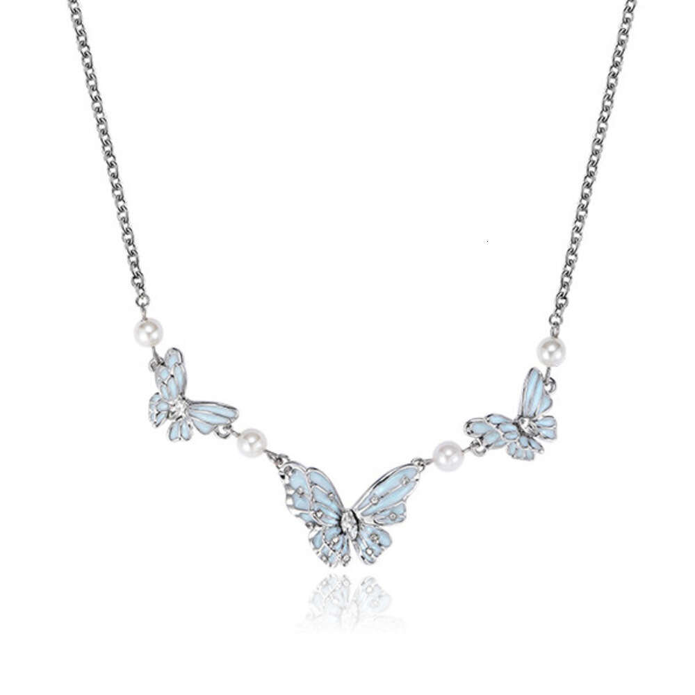 Original Sweet Blue Butterfly Pearl Necklace for Women, Niche Design with a Cool and Elegant Clavicle Chain