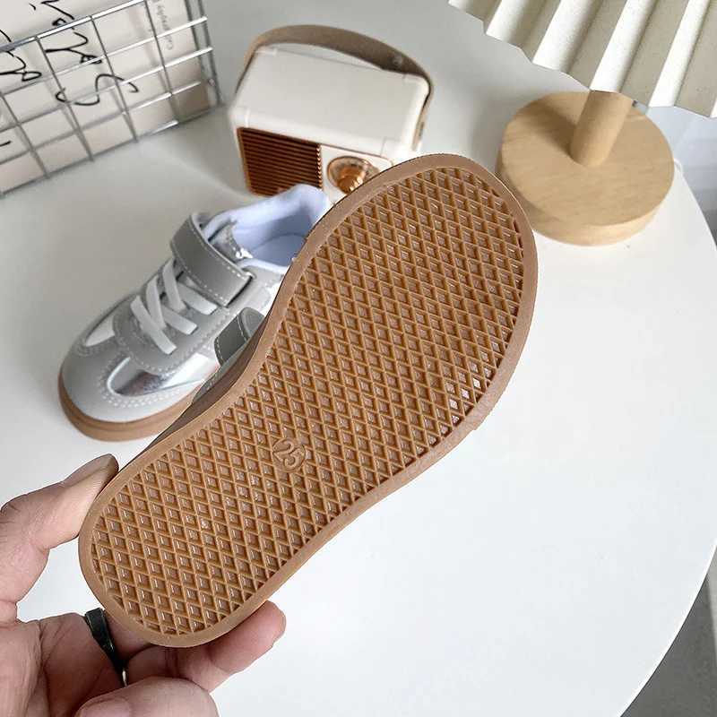 Girls Sports Shoes 2025 Spring/Autumn New Flat Bottom Non-slip Kids Casual Shoes Korean Version Simple childrens shoes 25-35 W251110