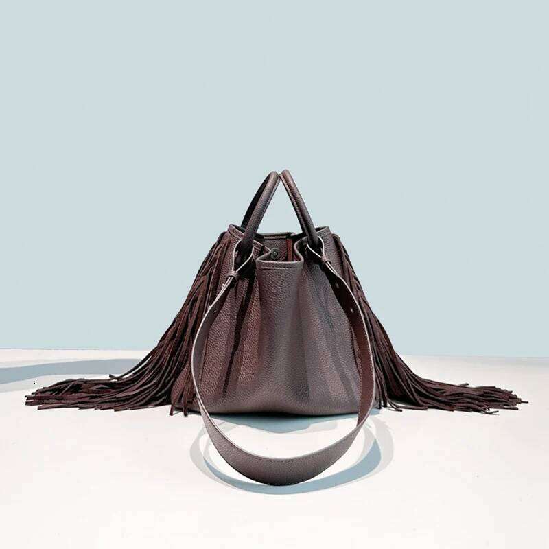 First Layer Cowhide Tassel Bucket 2025 New Niche Design Large Capacity Commuter One-Shoulder Crossbody Bag Women's Handbag