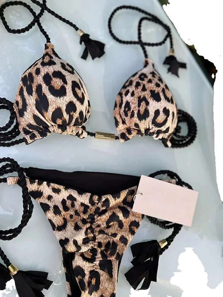 Sexy women's triangle bikini solid color two-piece set thong swimsuit beachwear
