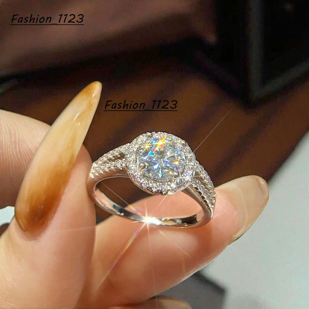 Fashion Diamond Rings Women 925 Sterling Silver Plated 18K Gold White Gold Ring 1CT Moissanite Ring for Women Engagement Jewelry