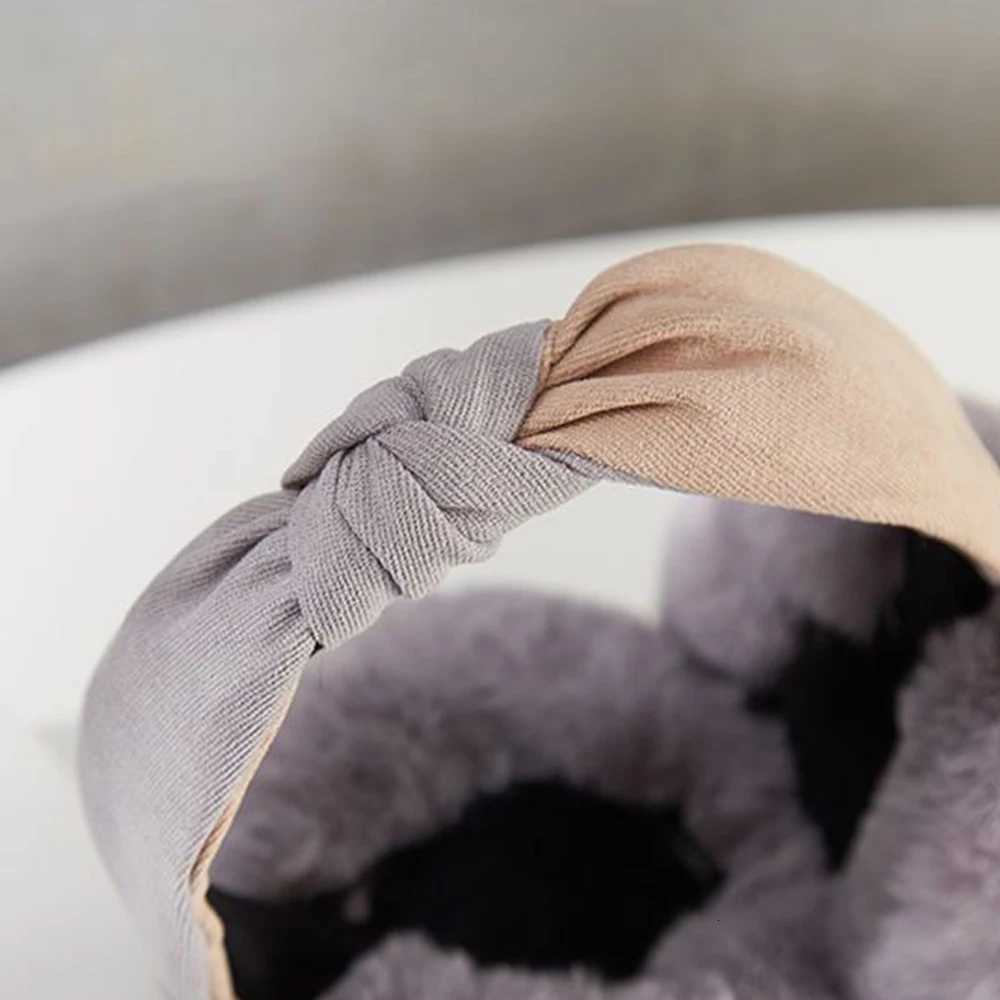 Women Soft Hair Hoop Earmuffs Outdoor Cold Protection Ear Cover Warm Earmuffs Ear-Muffs Solid Color Folding Earflap Winter W251110