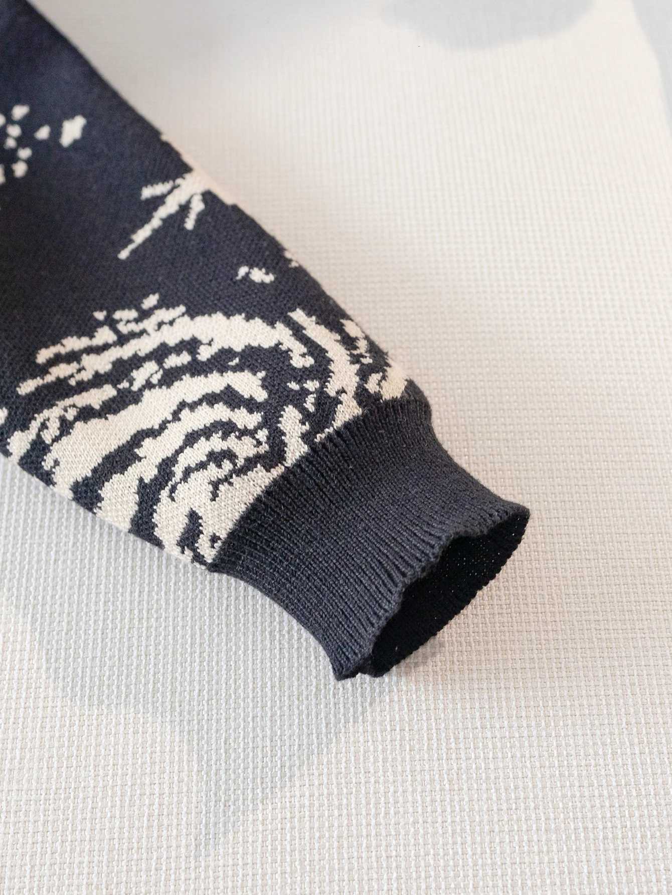 Fashion Boys street style vortex star pattern sweater knitted pullover suitable for daily versatile in spring autumn and winter Y251110