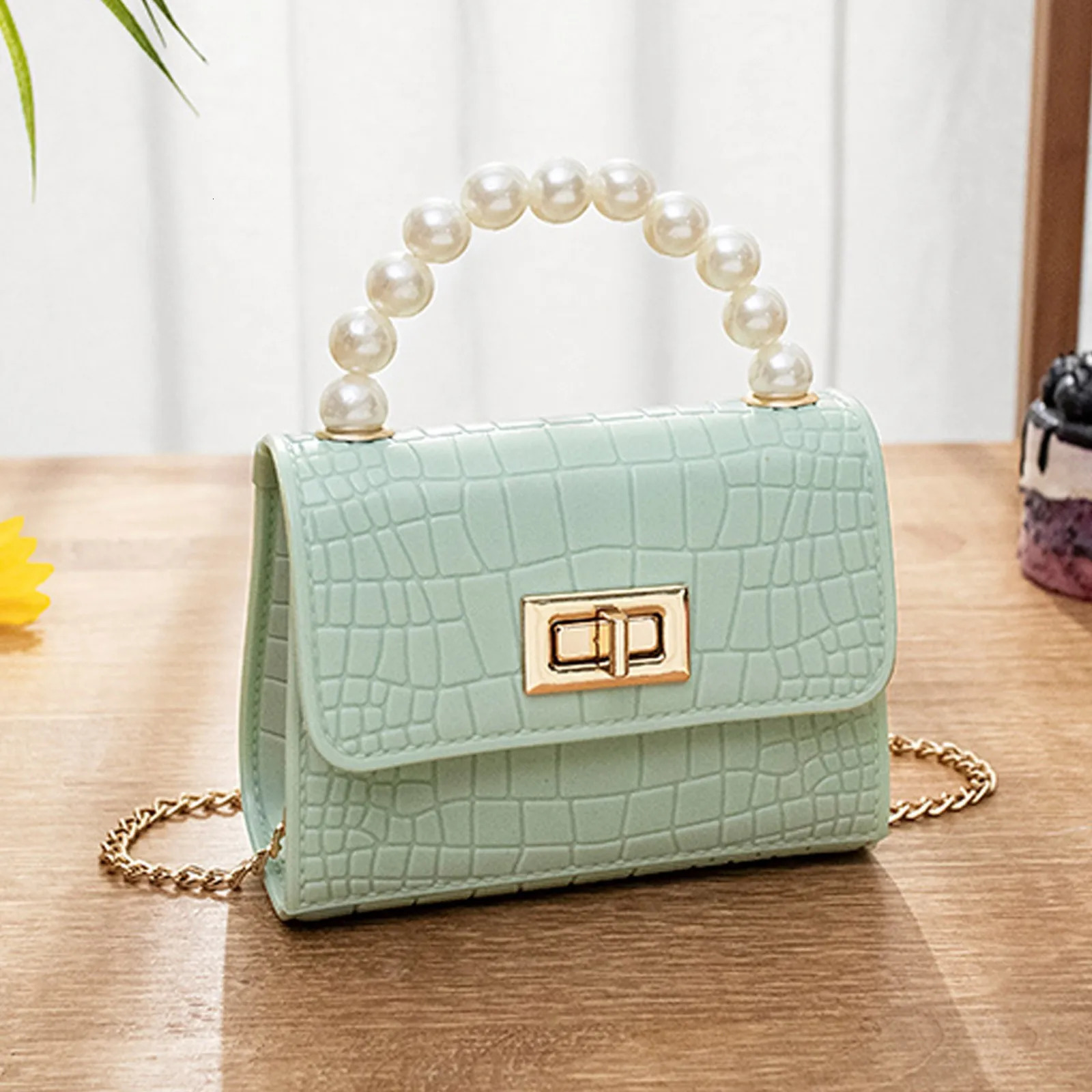 Retro Pearl Hand Bag Women Fashion Hasp Chain Small Square Handbags Daily Matching Date Fashion Crocodile Pattern Messenger Bag R251110