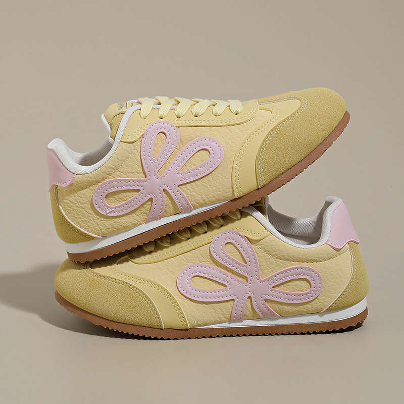 Zhao Lusi Same Ballet Style Training Women 2025 Autumn New Flat Lightweight Fashion Casual Shoes S002