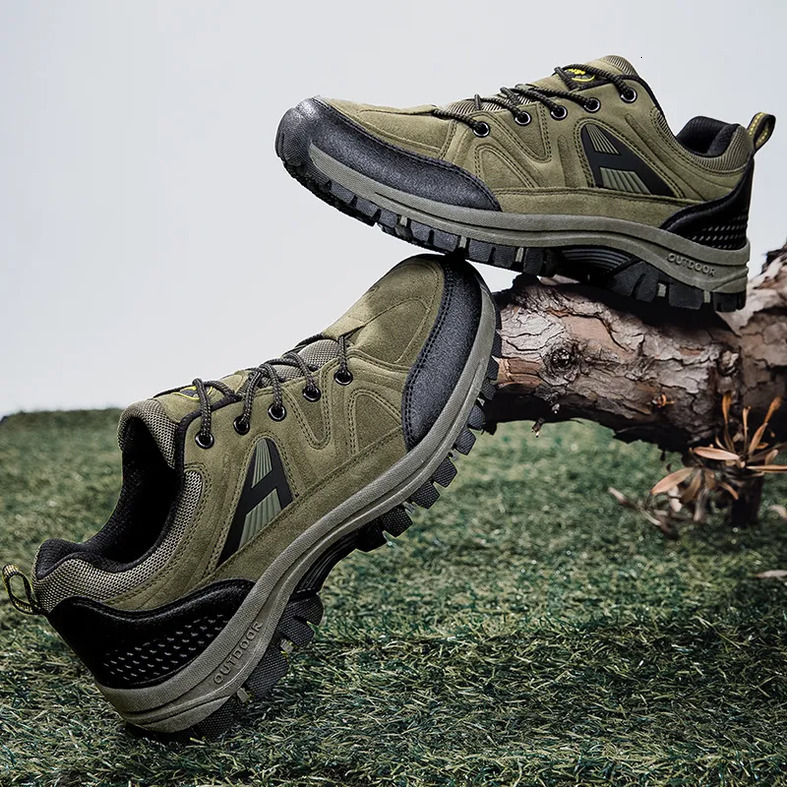 3539 Couple Style Mountaineering Shoes Waterproof Durable Outdoor Hiking Anti Slip Breathable Comfortable Sports Shoes