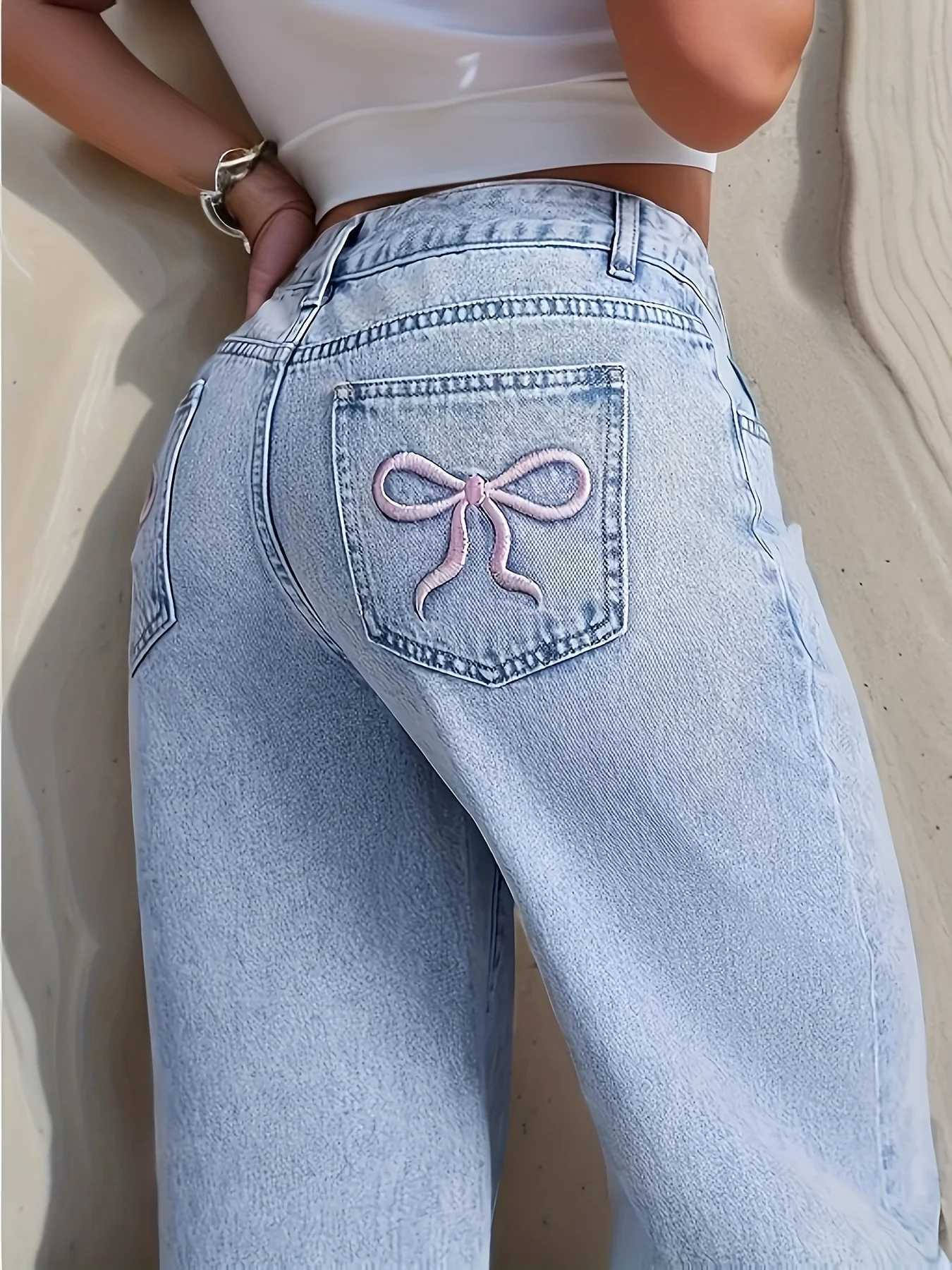 Teenage girls casual simple cute sweet and elegant pocket design pink bow embroidered washed jeans suitable for vacation C251110