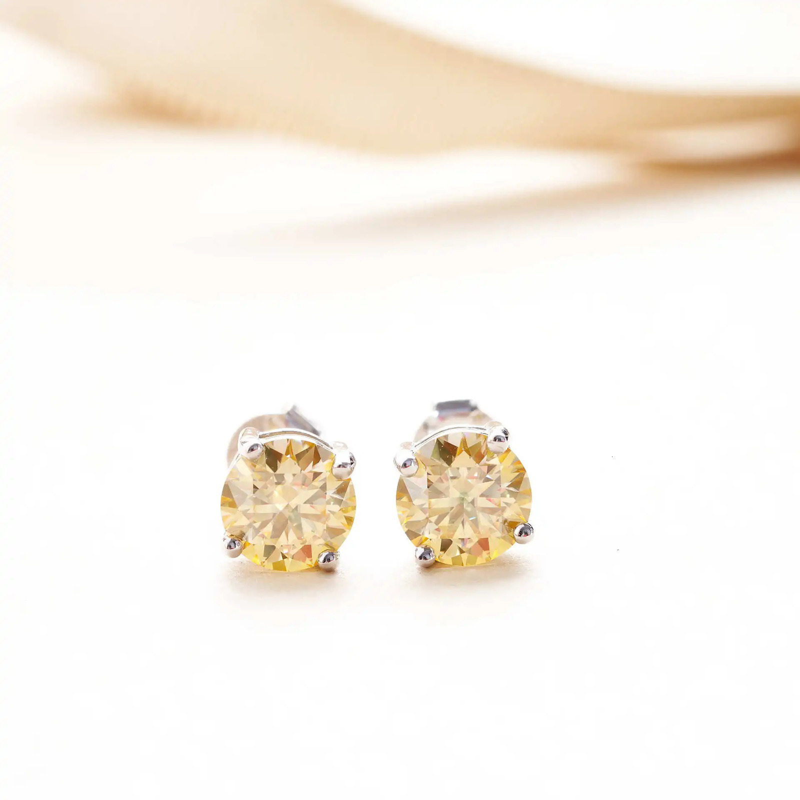 Real 925 sterling silver 3EX 0.5CT 1CT VVS1 light yellow silica earrings suitable for mens and womens date and party gifts 250407