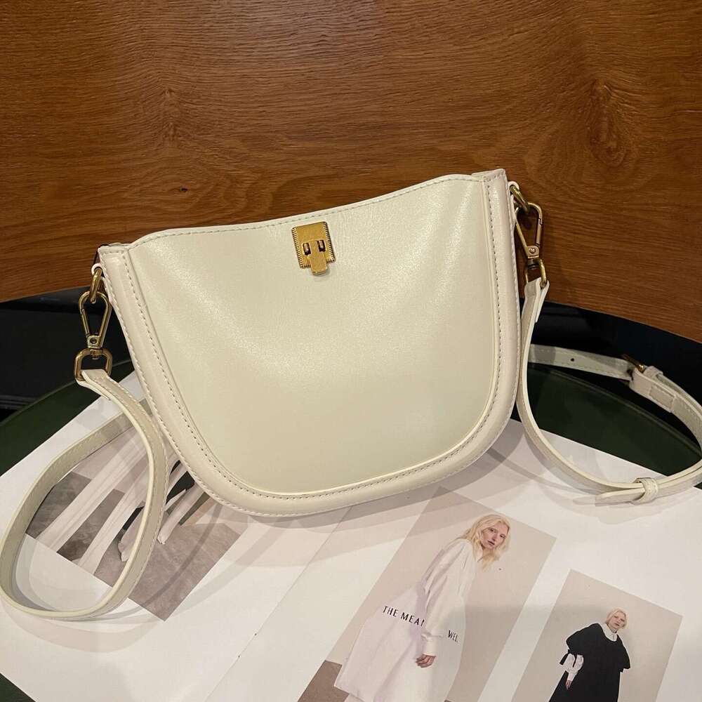 New Genuine Leather Saddle Commuter Versatile Women S Single Shoulder Crossbody Simple Fashion Shell Bag High Quality