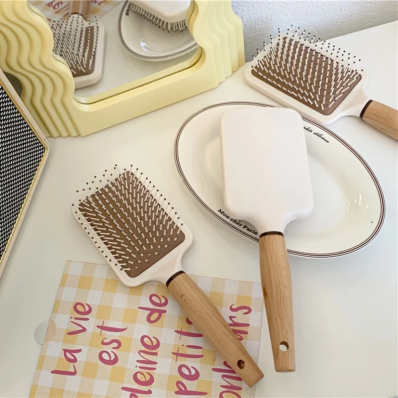 Wooden handle air cushion massage comb for girls with large curly hair and cute air bag comb 251107