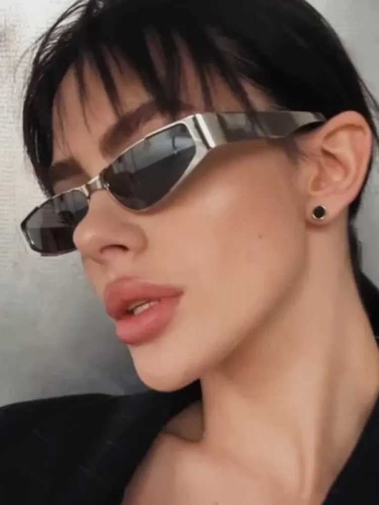 Silver Frame Y2K Cat Eye Sunglasses Women Small Narrow Frame Vintage Retro Sporty Punk Hip-Hop Style Fashion Sunglasses UV400W251108