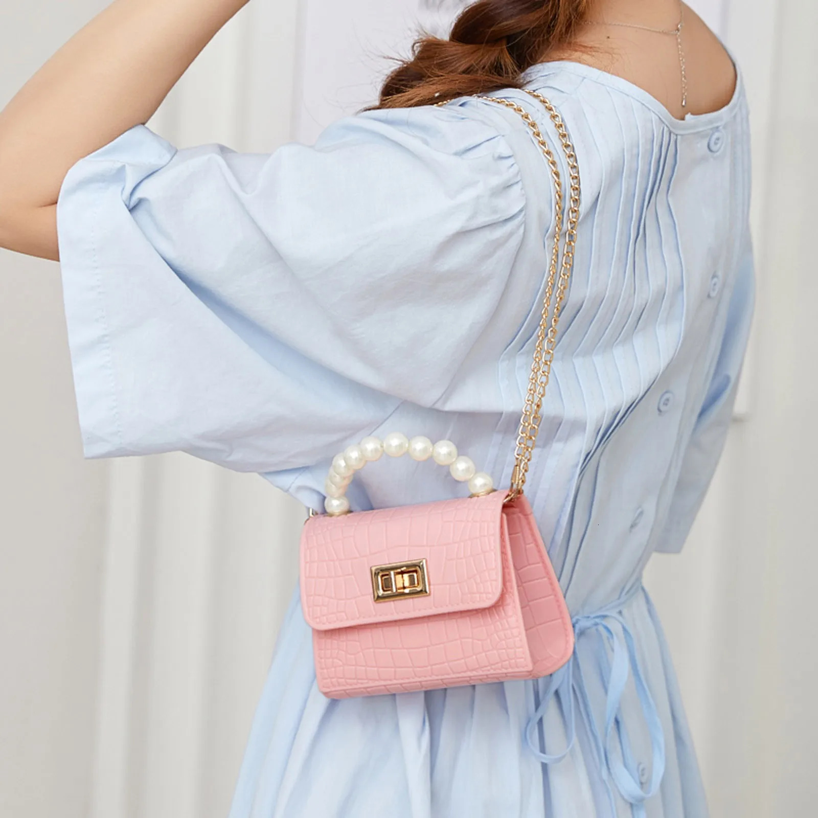 Retro Pearl Hand Bag Women Fashion Hasp Chain Small Square Handbags Daily Matching Date Fashion Crocodile Pattern Messenger Bag R251110