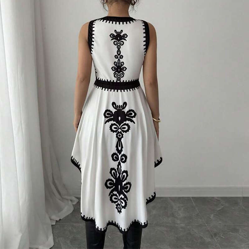 2025 Summer Amazon Cross-Border Foreign Trade European and American Irregular Color-Block Vest Swallowtail Sleeveless Pullover Top Women's Fashio