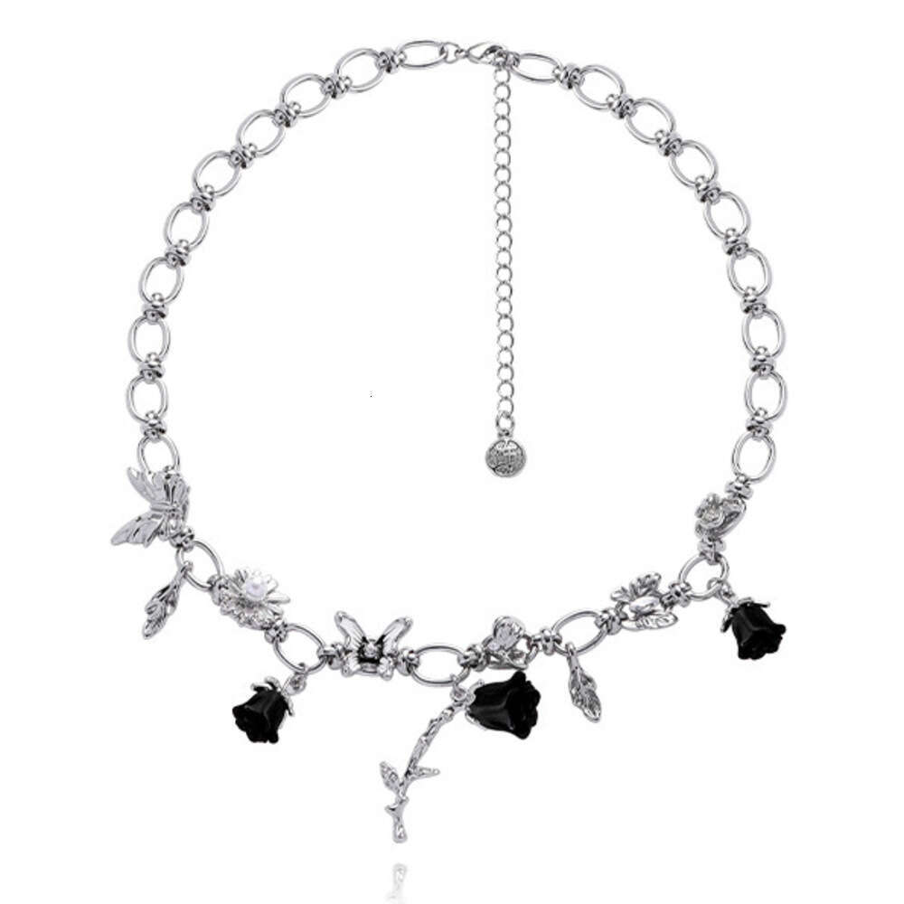 Dark Night Rose Butterfly Fashion Exaggerated High-End Light Luxury Unique Niche Design Sweet Cool Collarbone Chain Necklace