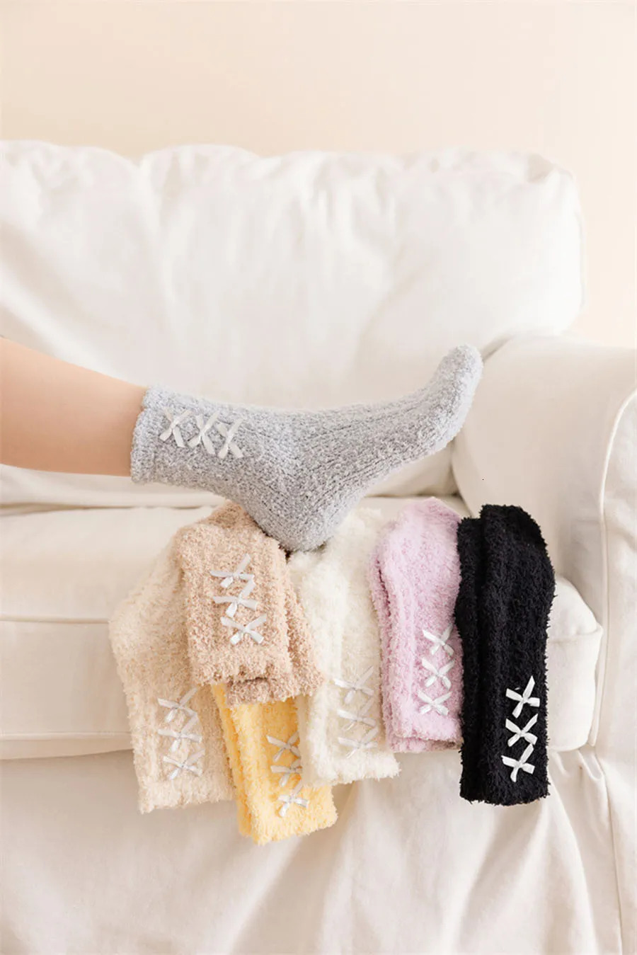 Lolita Sweet Women Bows Coral Fleece Socks Winter Thicken Warm Home Floor Socks Candy Color Soft Plush Socks Sleeping Socks 251106