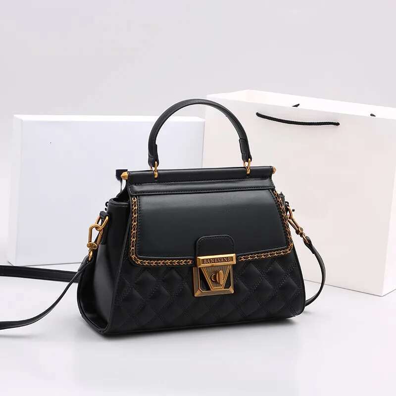 Women's Handbag New Autumn Winter High-End Feeling, Light Luxury Diamond Grid Small Square Bag, Shoulder And Crossbody