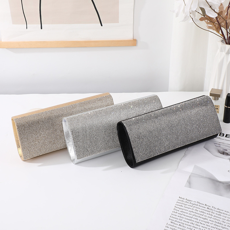 Explosive Flash Banquet Small Square Bag with Diamond Bride Party Banquet Bag Handheld Chain Crossbody Fashion Dress Bag240729